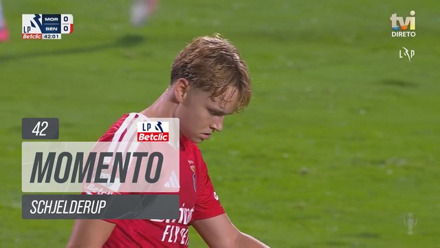 SL Benfica, Jogada, Schjelderup aos 42'