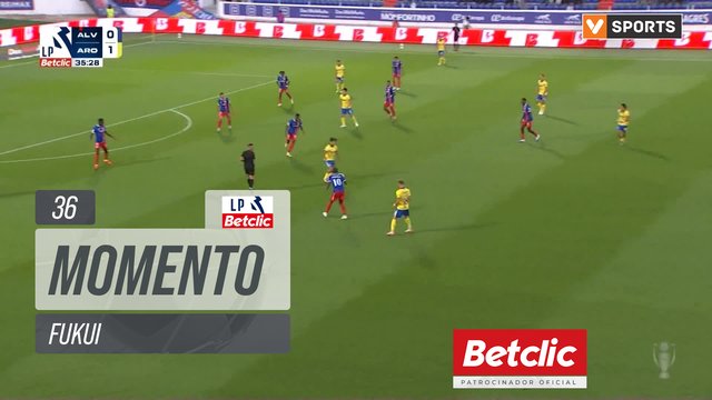 Lance de Fukui aos 36′ — Alverca 0-1 Arouca