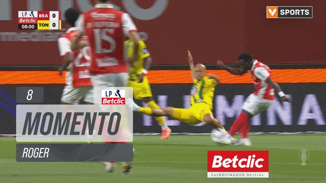 Braga, Jogada, Roger aos 8'