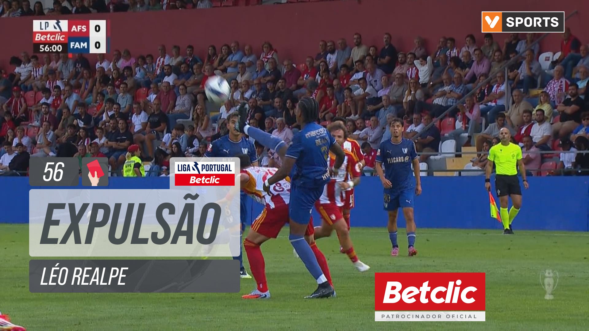 Famalicão, Expulsão, Léo Realpe aos 56'