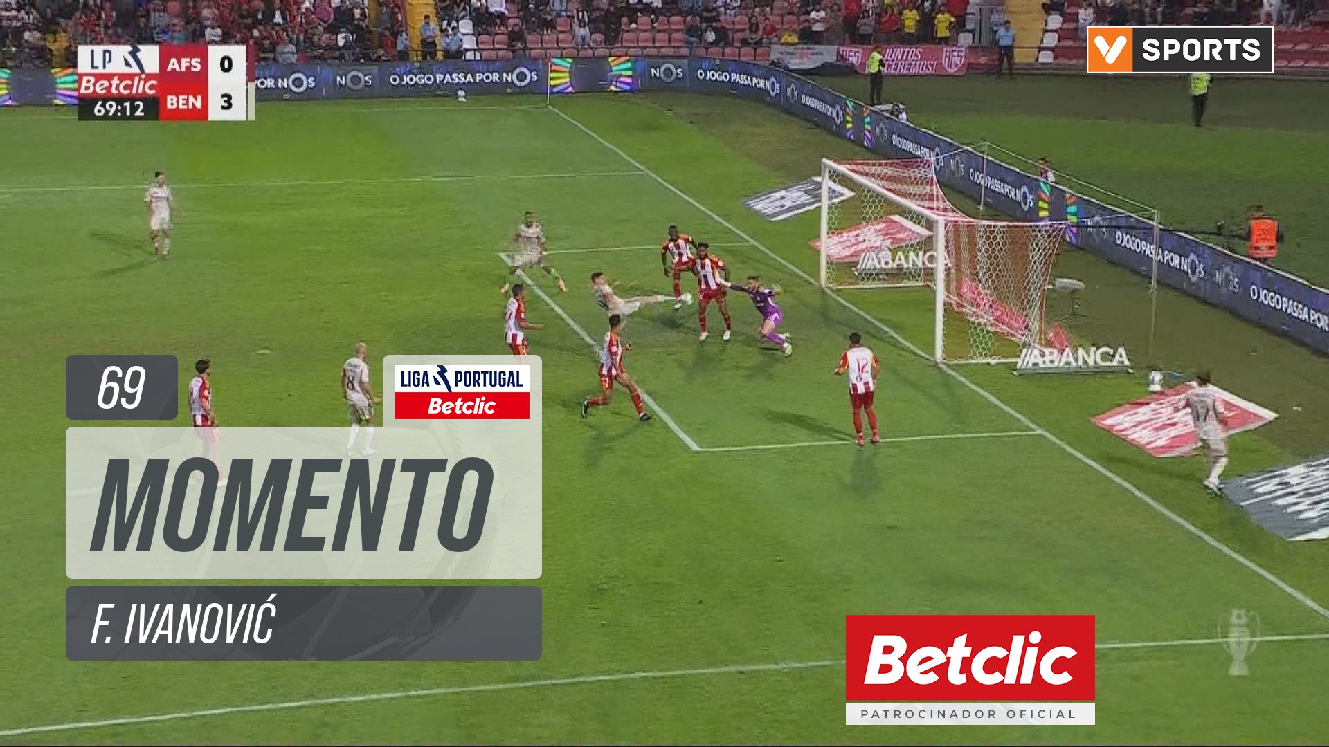 Benfica, Jogada, F. Ivanović aos 69'