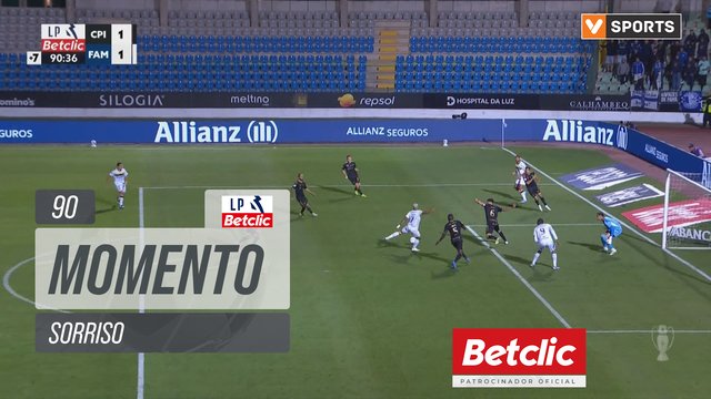 Famalicão, Jogada, Sorriso aos 90'