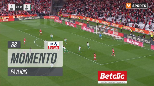 Benfica, Jogada, Pavlidis aos 88'