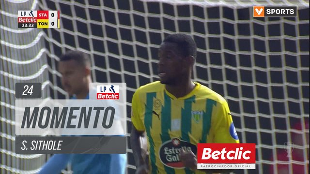 Tondela, Jogada, S. Sithole aos 24'