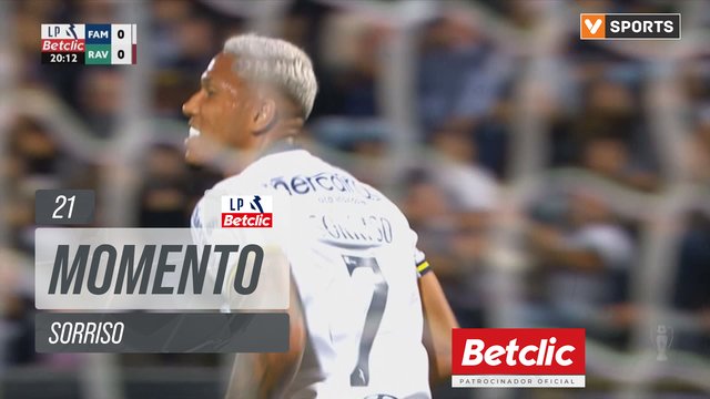 Famalicão, Jogada, Sorriso aos 21'