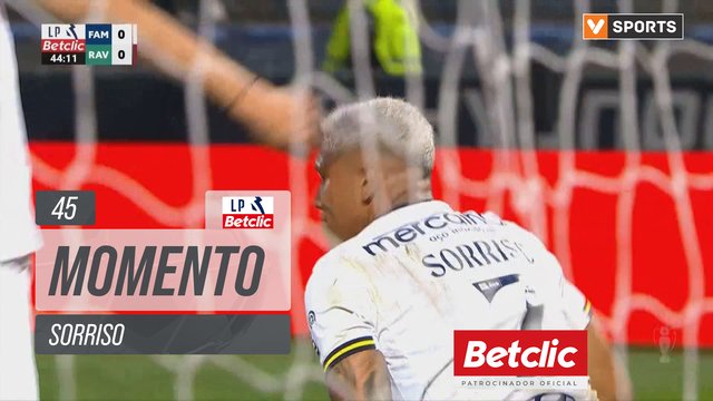 Famalicão, Jogada, Sorriso aos 45'
