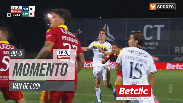 Famalicão, Jogada, van de Looi aos 90'+5'