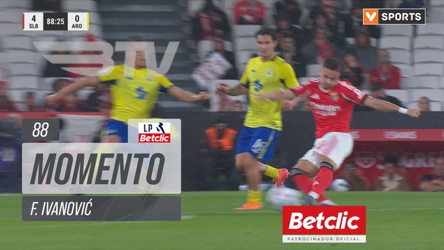 Benfica, Jogada, F. Ivanović aos 88'