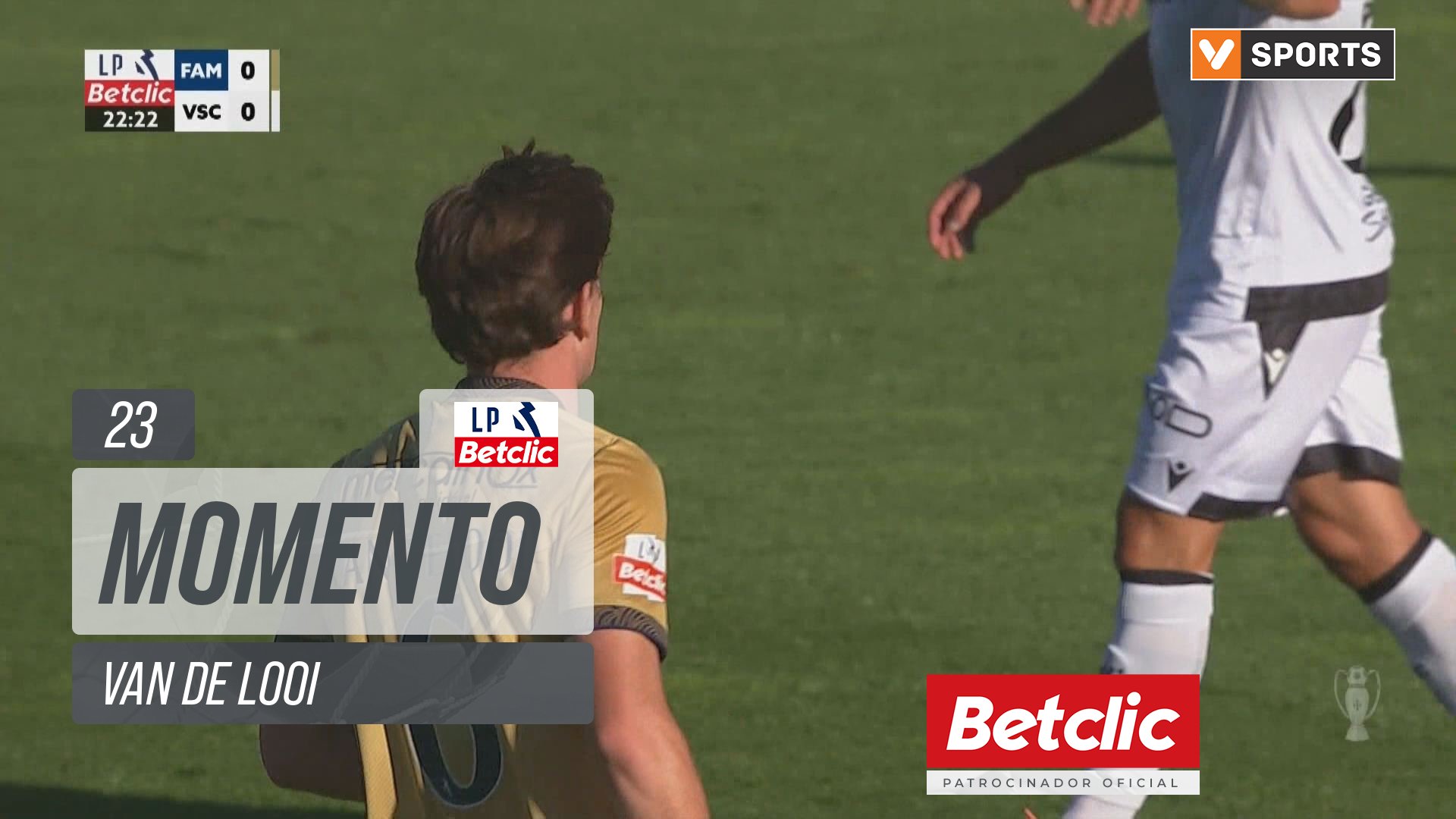 Famalicão, Jogada, van de Looi aos 23'