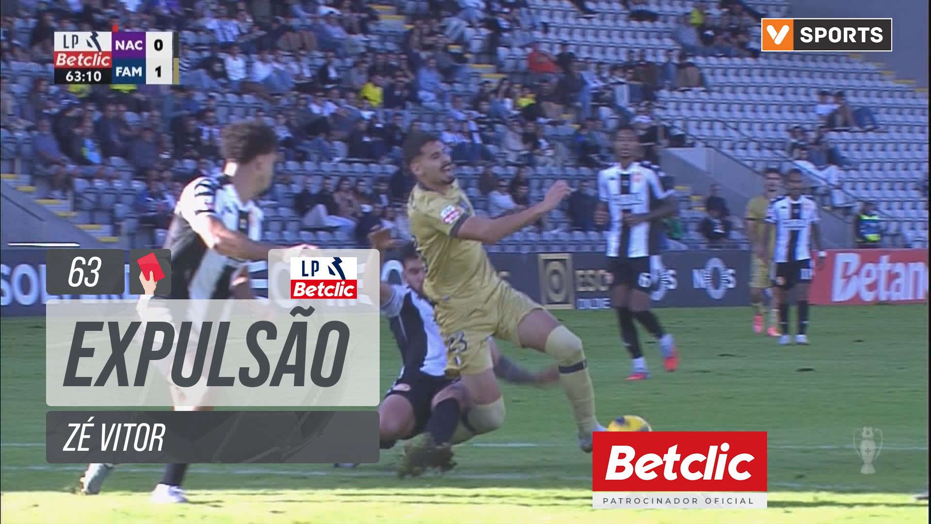 Nacional, Expulsão, Zé Vitor aos 63'