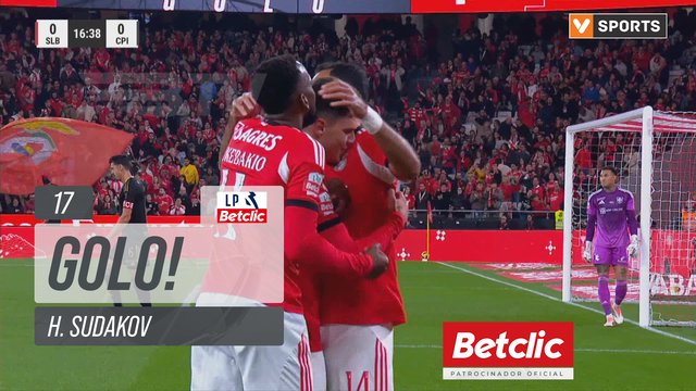 GOLO! Benfica, H. Sudakov aos 17', Benfica 1-0 Casa Pia