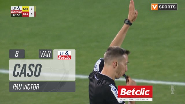 Braga, Caso, Pau Victor aos 6'