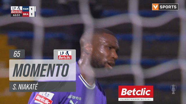 Braga, Jogada, S. Niakaté aos 65'