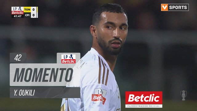 Casa Pia, Jogada, Y. Oukili aos 42'