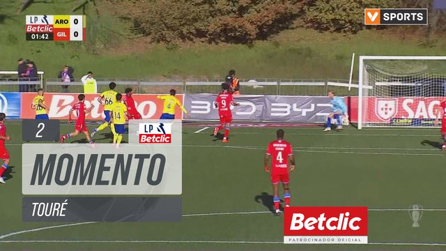 Gil Vicente, Jogada, Touré aos 2'