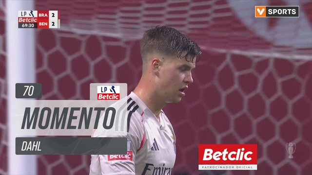 Benfica, Jogada, Dahl aos 70'