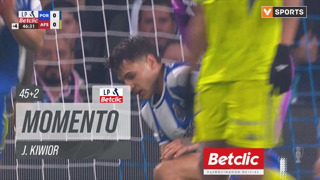 FC Porto, Jogada, J. Kiwior aos 45'+2'
