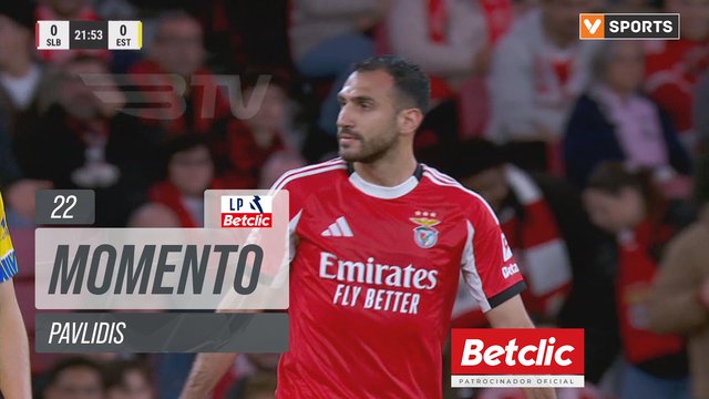 Benfica, Jogada, Pavlidis aos 22'