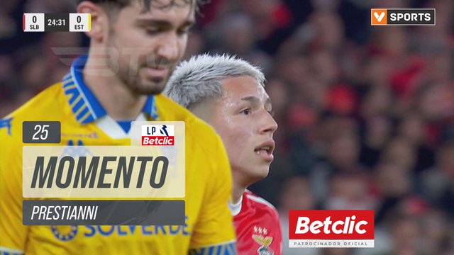 Benfica, Jogada, Prestianni aos 25'