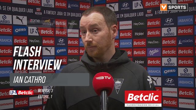 I Liga (#17) | Benfica 3-1 Estoril: Flash Interview Ian Cathro
