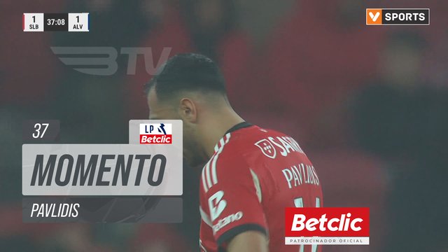 Benfica, Jogada, Pavlidis aos 37'