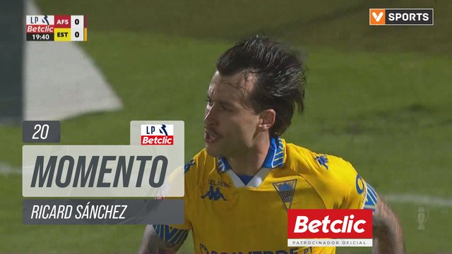 Estoril, Jogada, Ricard Sánchez aos 20'