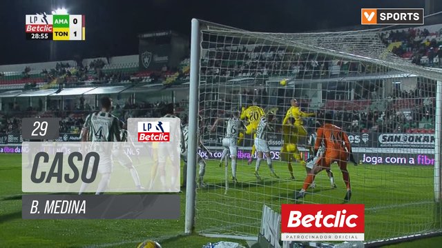 Tondela, Caso, B. Medina aos 29'