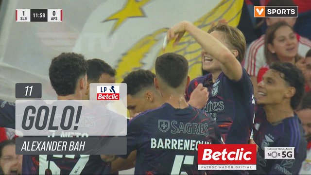 GOLO! Benfica, Alexander Bah aos 11', Benfica 1-0 AFS