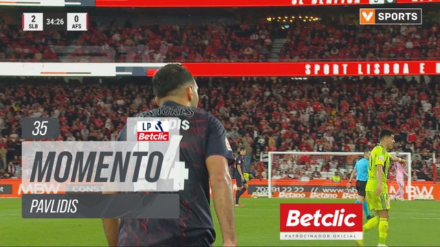 Benfica, Jogada, Pavlidis aos 35'