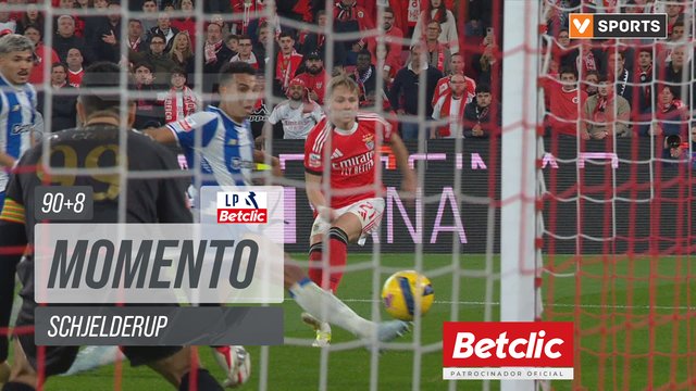 Benfica, Jogada, Schjelderup aos 90'+8'