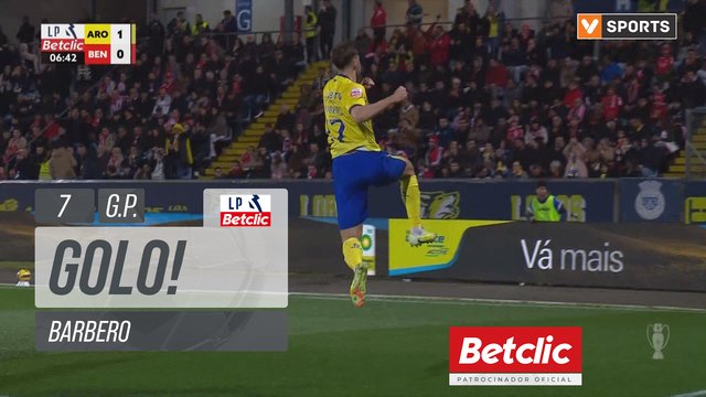 GOLO! Arouca, Barbero aos 7', Arouca 1-0 Benfica