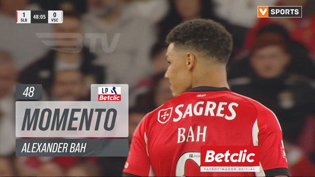 Benfica, Jogada, Alexander Bah aos 48'