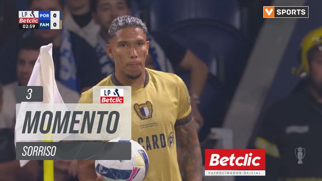 Famalicão, Jogada, Sorriso aos 3'