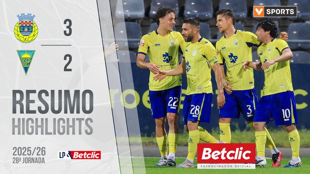 Liga Portugal Betclic (28ªJ): Resumo Arouca 3-2 Estoril