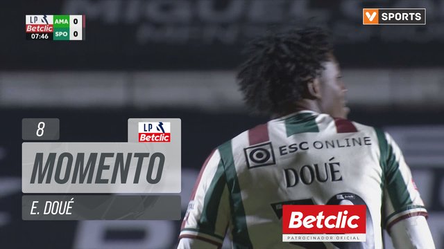 Estrela Amadora, Jogada, E. Doué aos 8'