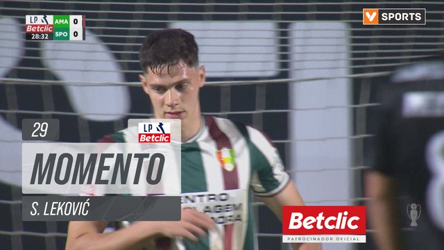 Estrela Amadora, Jogada, S. Leković aos 29'