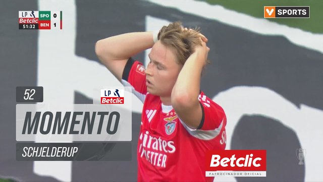 Benfica, Jogada, Schjelderup aos 52'