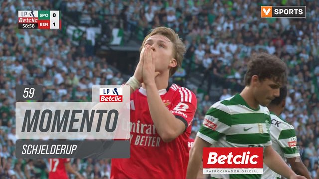 Benfica, Jogada, Schjelderup aos 59'