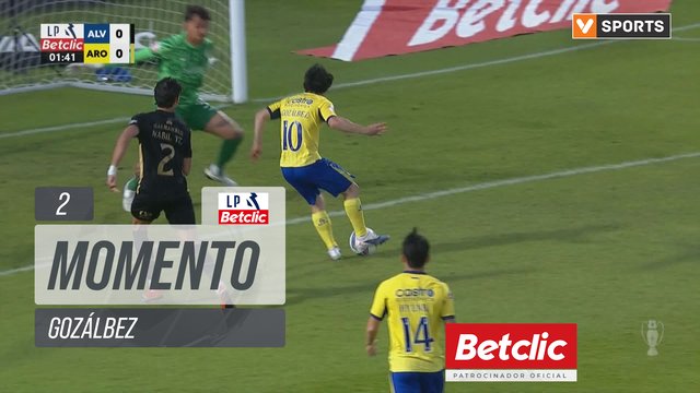 Arouca, Jogada, Gozálbez aos 2'