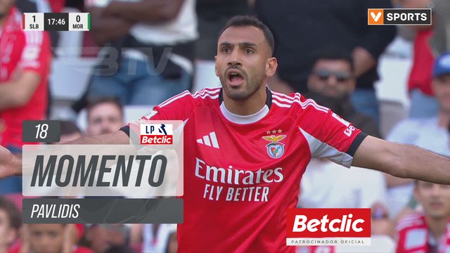 Benfica, Jogada, Pavlidis aos 18'
