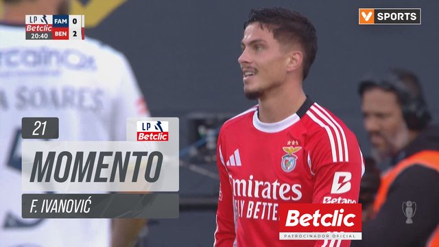 Benfica, Jogada, F. Ivanović aos 21'