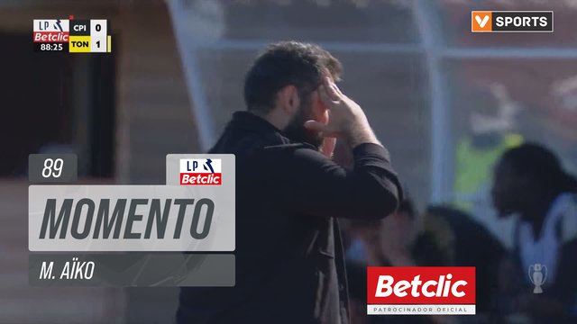 Tondela, Jogada, M. Aïko aos 89'