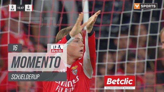 Benfica, Jogada, Schjelderup aos 16'