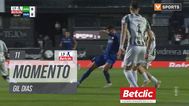 Famalicão, Jogada, Gil Dias aos 11'