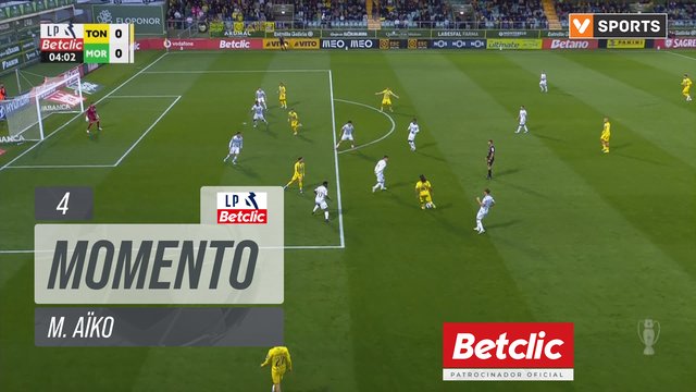 Tondela, Jogada, M. Aïko aos 4'