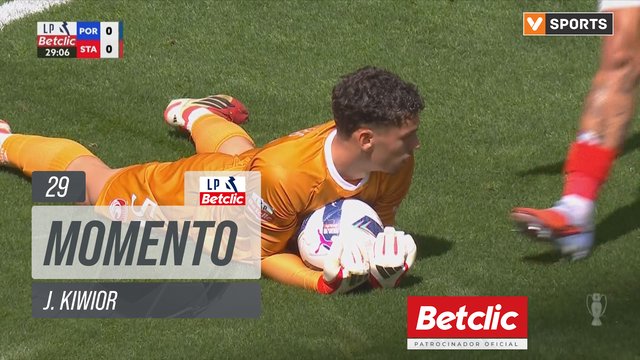 FC Porto, Jogada, J. Kiwior aos 29'