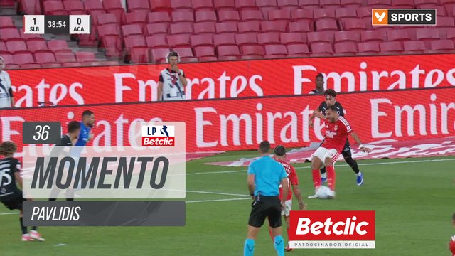 Benfica, Jogada, Pavlidis aos 36'