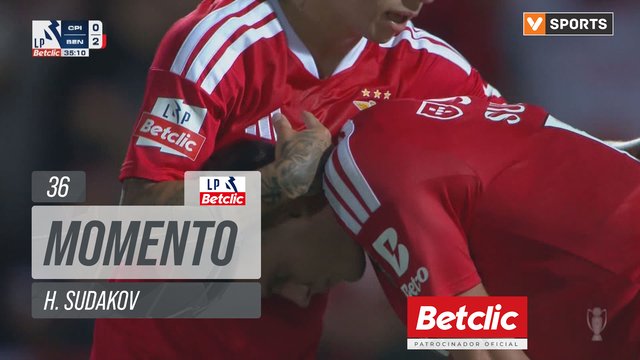 Benfica, Jogada, H. Sudakov aos 36'