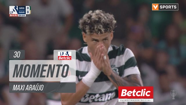 Sporting, Jogada, Maxi Araújo aos 30'