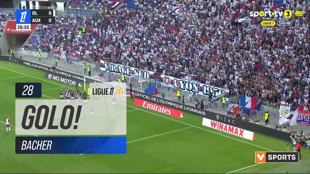 GOLO! Lyon, Bacher aos 28', Lyon 1-0 Auxerre